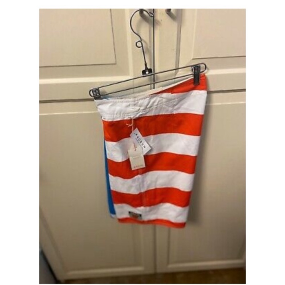 Ambsn boardshorts